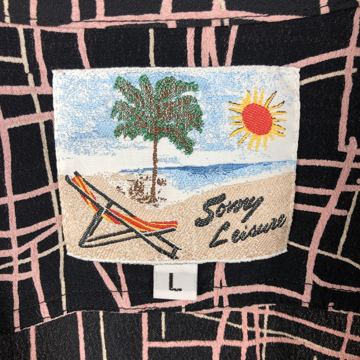 ~90'S Sonny Leisure all-over print short-sleeved open-collar rayon shirt, boxy fit, made in USA, men's size L equivalent, vintage. Rayon black type Vintage Second Hand