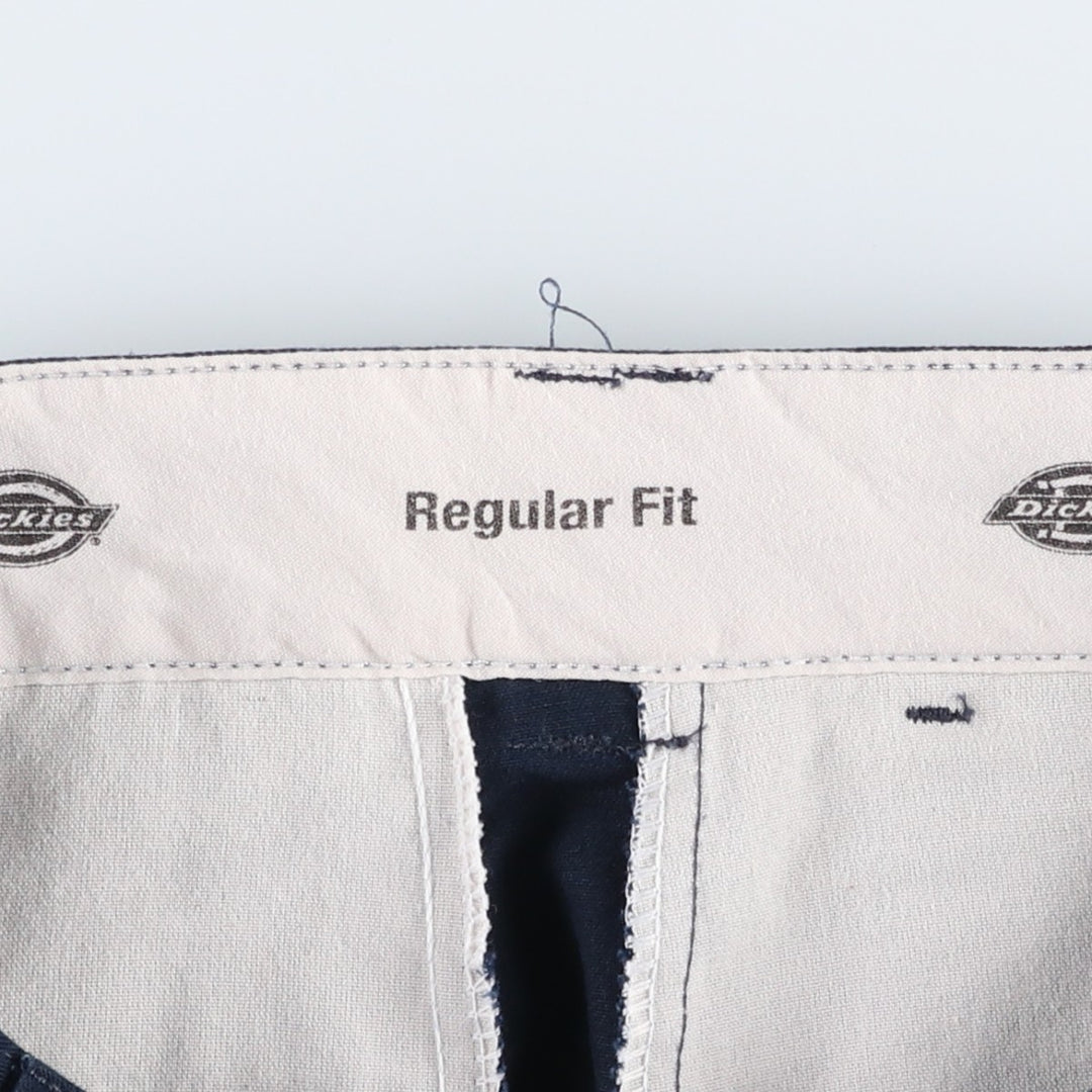Dickies Regular Fit Cargo Shorts (Men's size W32 equivalent) polyester navy blue type Vintage Second Hand