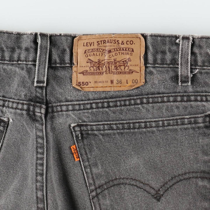 Levi's 550 Relaxed Fit Black Denim Shorts (Men's W35 equivalent) cotton black type Vintage Second Hand