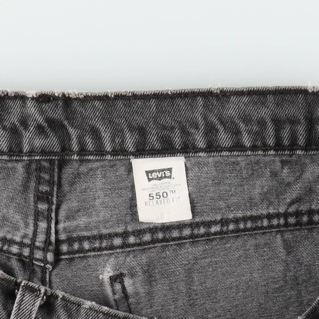 Levi's 550 Relaxed Fit Black Denim Shorts (Men's W35 equivalent) cotton black type Vintage Second Hand