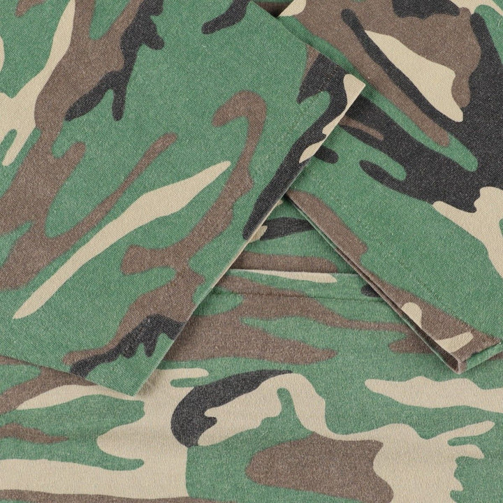 SPORTS AFIELD Woodland Camo Pocket T-Shirt, Made in USA, Men's Size L (Equivalent), Vintage cotton Khaki type sage green Vintage Second Hand