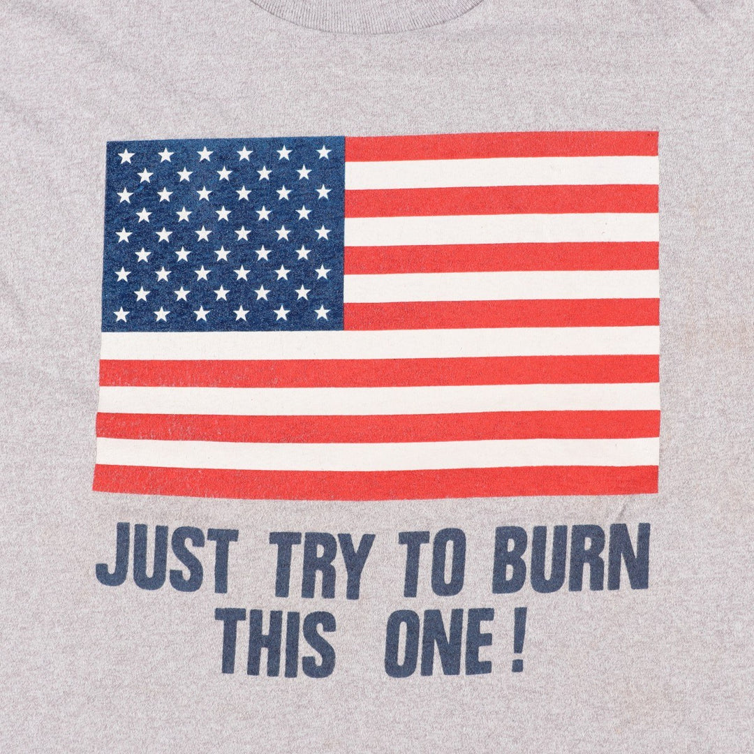 80s-90'S Screen Stars "JUST TRY TO BURN THIS ONE!" American flag print T-shirt, Made in USA, Men's XL equivalent, Vintage cotton gray type Vintage Second Hand