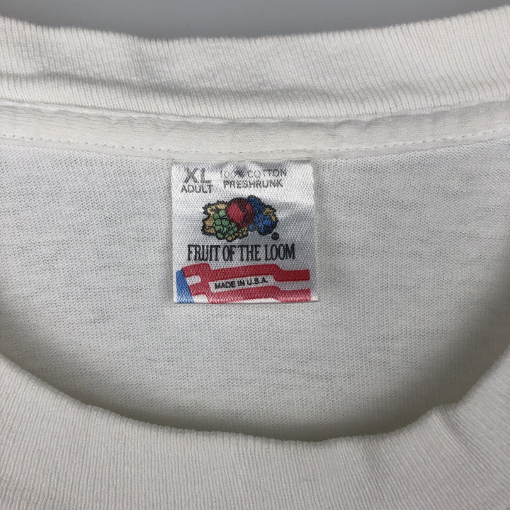 90'S Fruit of the Loom Tennessee Titans sports print t-shirt, made in USA, men's size XL equivalent, vintage. cotton white type Vintage Second Hand