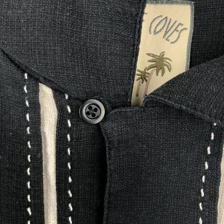 PARADISE COVES Short-Sleeve Open-Collar Mexican Shirt (Cuban Shirt) - Men's Size XL (approx.) silk black type Vintage Second Hand