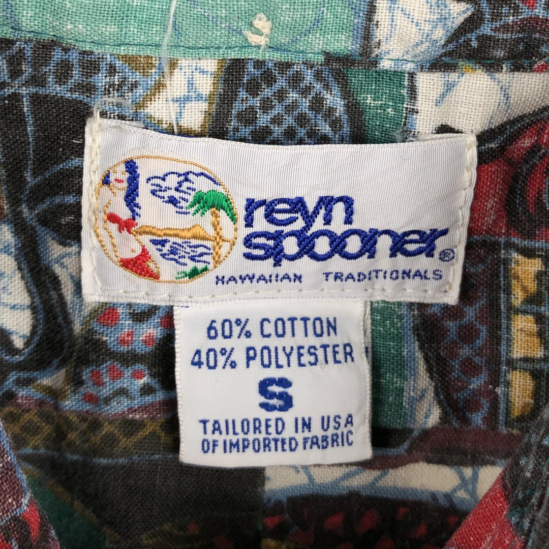 90'S Reyn Spooner swimwear tag, bikini tag, all-over print button-down Aloha shirt, boxy shirt, made in USA, men's size S equivalent. cotton red type Vintage Second Hand