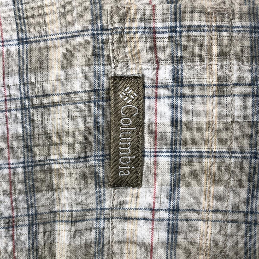 2000'S Columbia Short Sleeve Cotton Check Box Shirt, Men's Size L cotton Khaki type sage green Vintage Second Hand