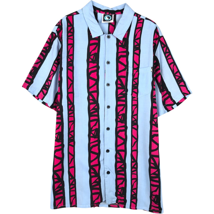 T&C Surf Designs All-over Stripe Pattern Short-Sleeve Rayon Shirt, Boxy Fit, Men's Size L (approx.) Rayon Blue type light blue Vintage Second Hand