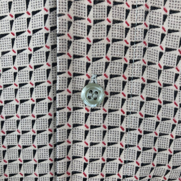 Puritan all-over geometric print short-sleeved rayon box shirt, men's size M equivalent. Rayon cheek Vintage Second Hand