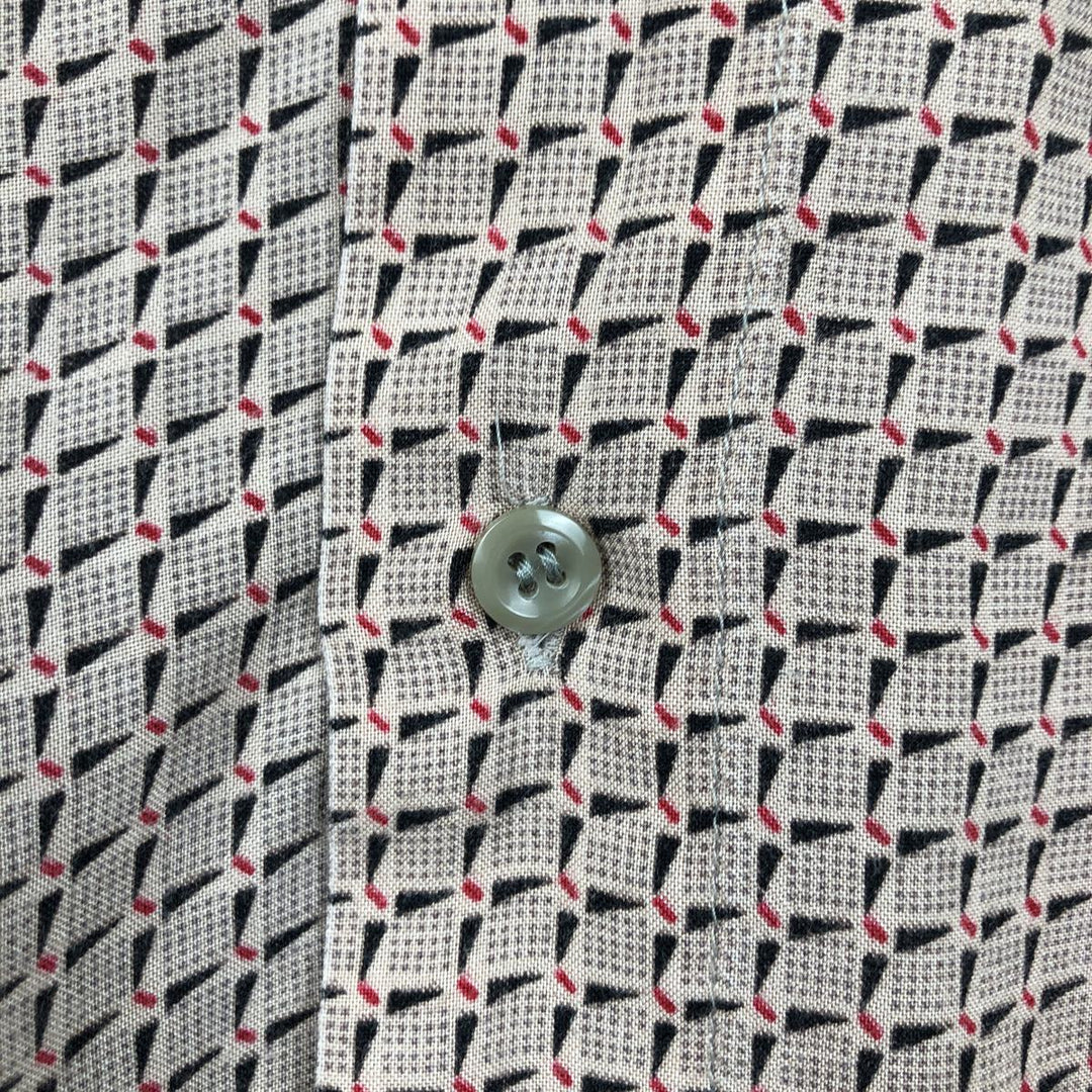 Puritan all-over geometric print short-sleeved rayon box shirt, men's size M equivalent. Rayon cheek Vintage Second Hand
