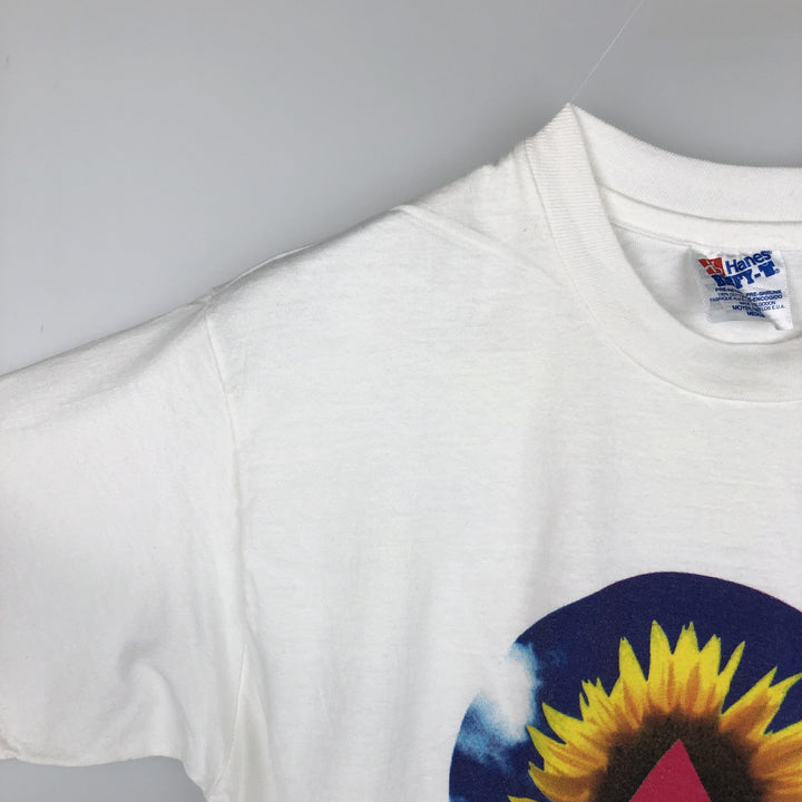 90'S Hanes floral sunflower pattern photo t-shirt, made in USA, men's size M equivalent, vintage. cotton white type Vintage Second Hand
