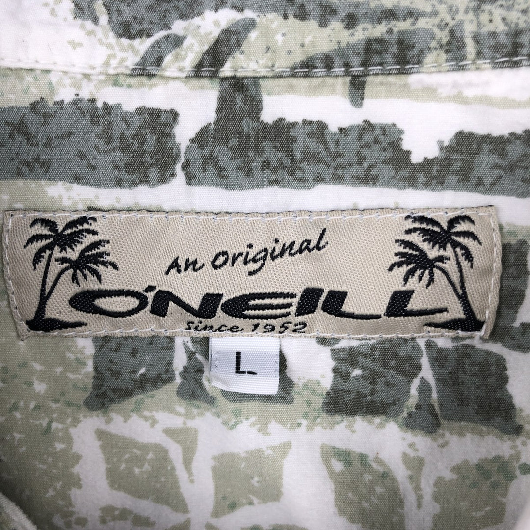 O'Neill all-over print Hawaiian Aloha shirt, boxy style, made in USA, men's size L equivalent. cotton white type Vintage Second Hand