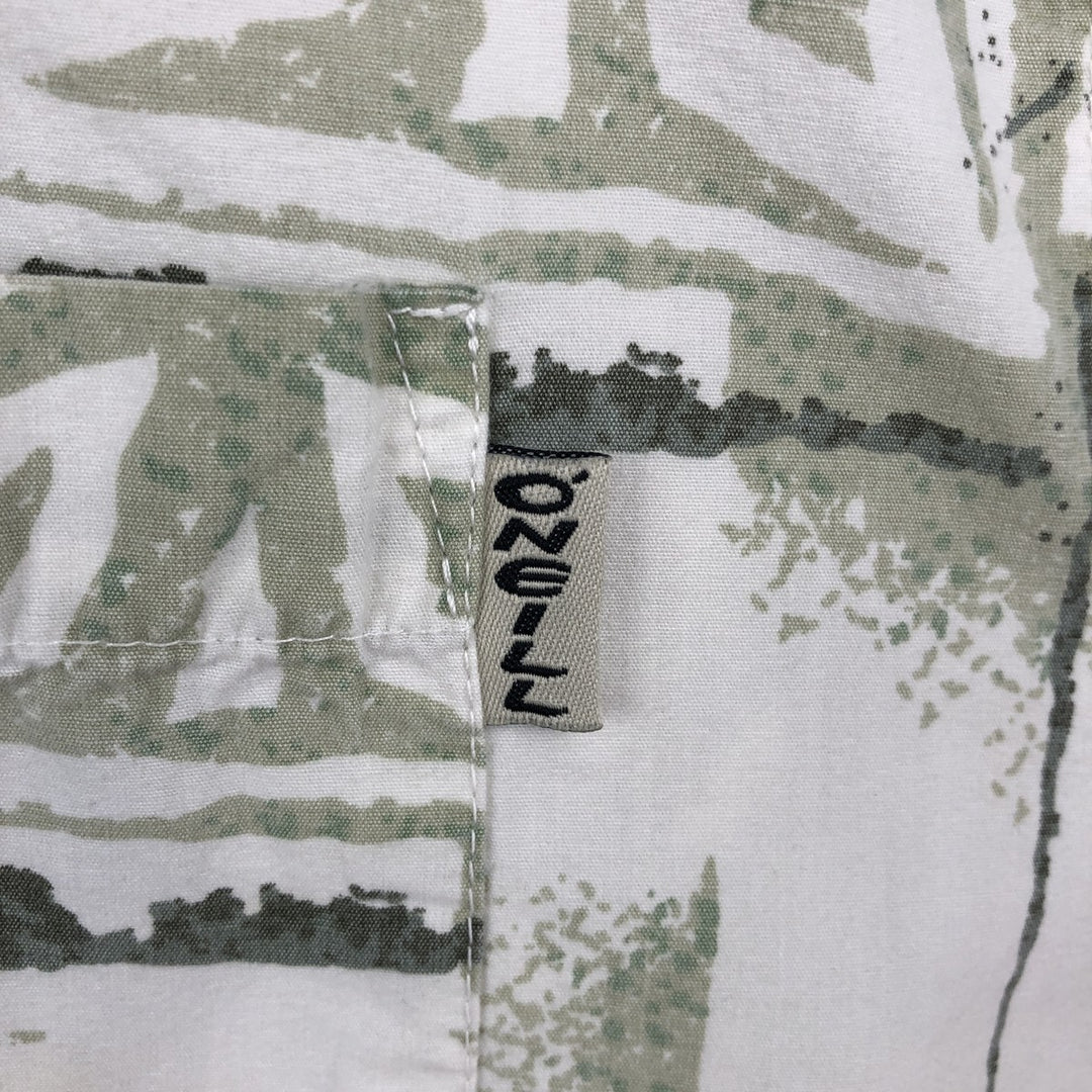 O'Neill all-over print Hawaiian Aloha shirt, boxy style, made in USA, men's size L equivalent. cotton white type Vintage Second Hand
