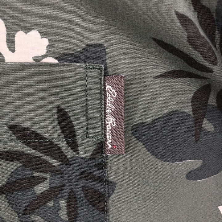 Eddie Bauer all-over botanical pattern open-collar Hawaiian Aloha shirt, boxy fit, men's size L. cotton Khaki type Vintage Second Hand