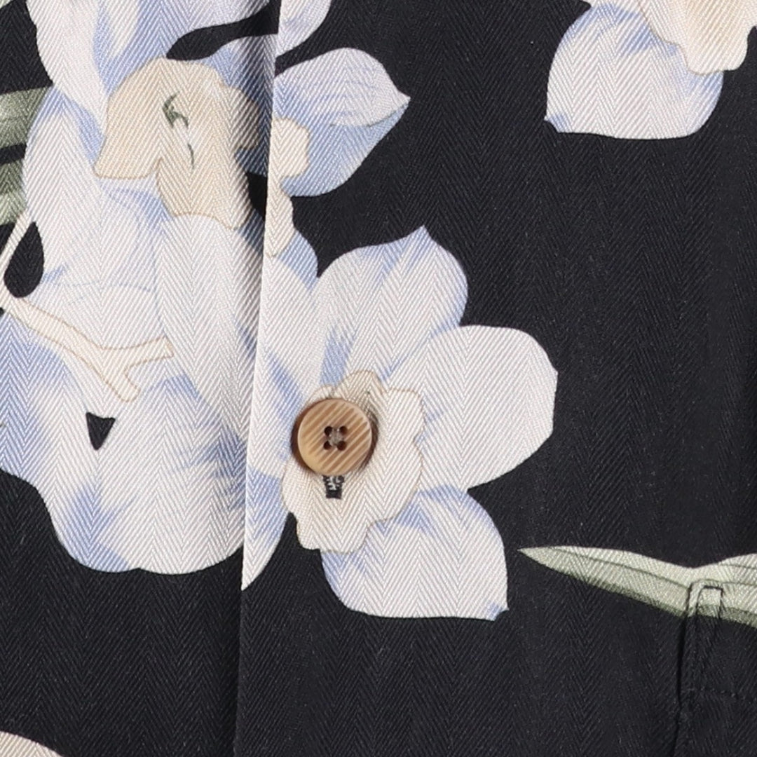 Tommy Bahama all-over floral print open collar herringbone silk Hawaiian Aloha shirt, boxy style, men's size L. silk black type Vintage Second Hand