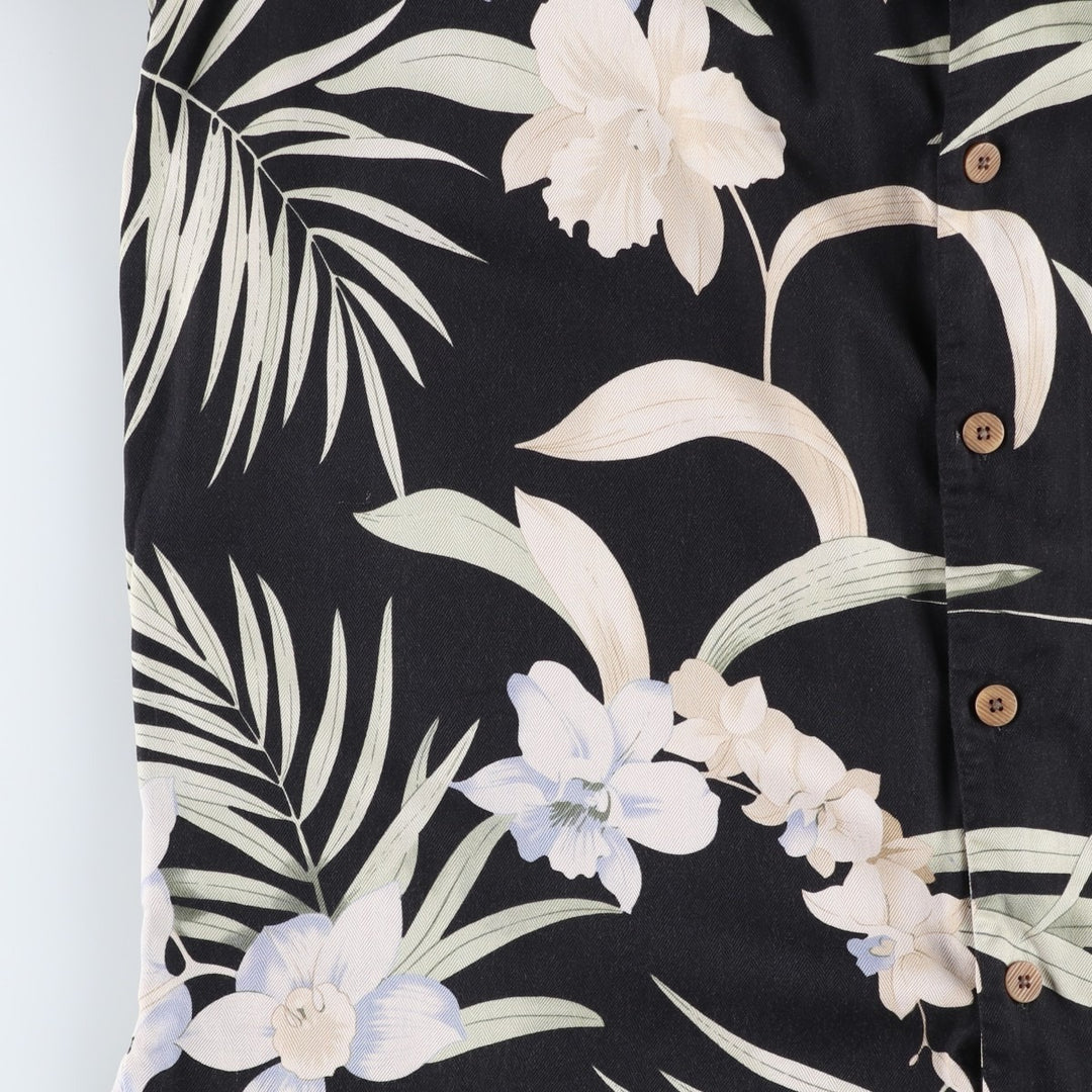 Tommy Bahama all-over floral print open collar herringbone silk Hawaiian Aloha shirt, boxy style, men's size L. silk black type Vintage Second Hand