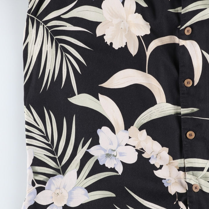 Tommy Bahama all-over floral print open collar herringbone silk Hawaiian Aloha shirt, boxy style, men's size L. silk black type Vintage Second Hand