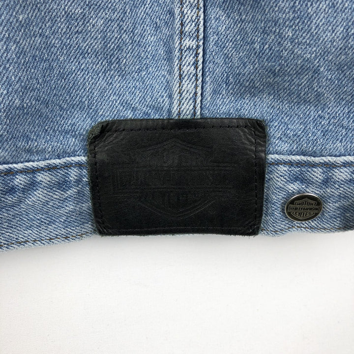 Harley-Davidson denim jacket with back logo, made in Canada, men's size M equivalent. cotton blue type Vintage Second Hand
