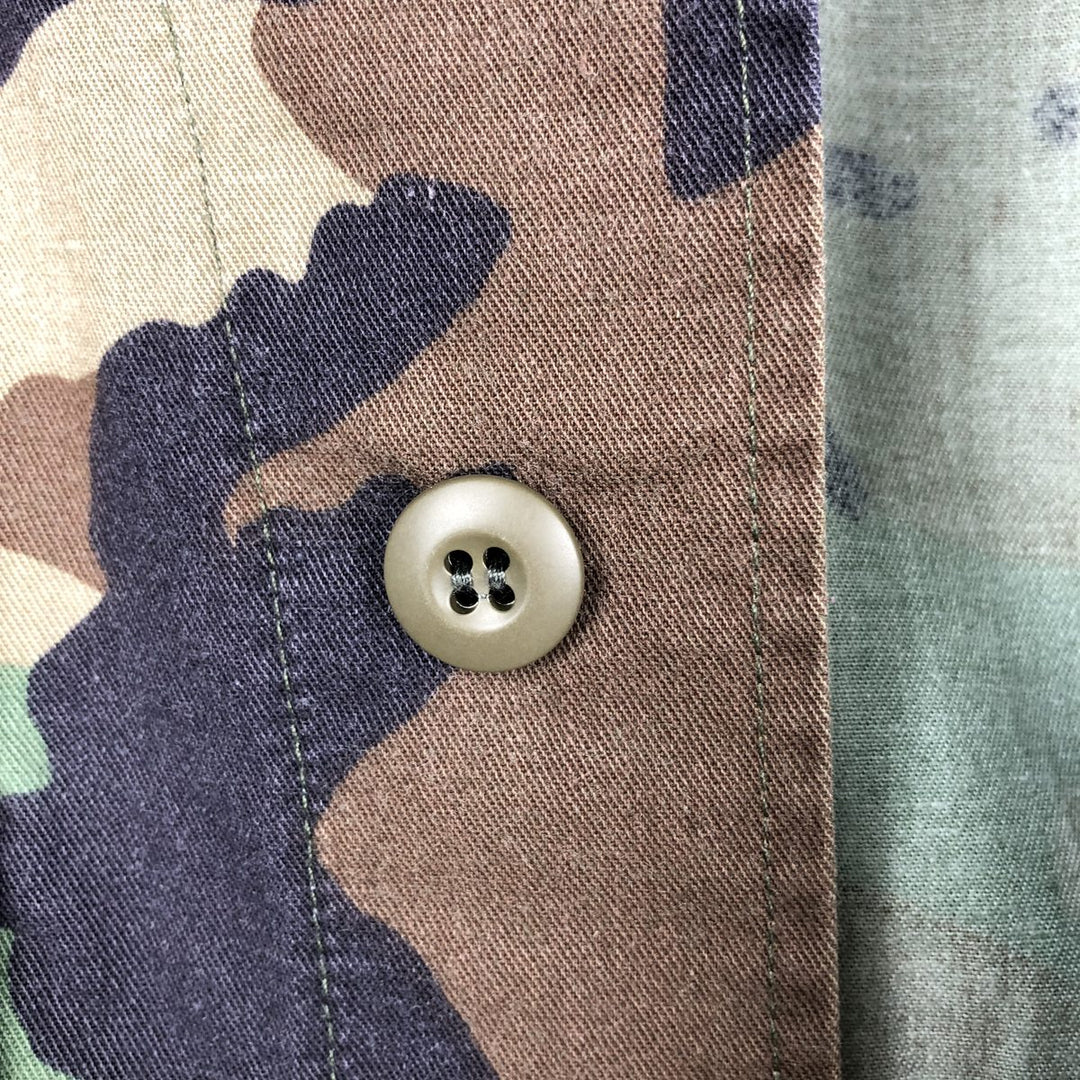 1990'S US Military Camouflage Pattern Woodland Camo BDU Military Jacket, Made in USA, Medium-Regular, Men's Size M, Vintage Nylon Khaki type Vintage Second Hand