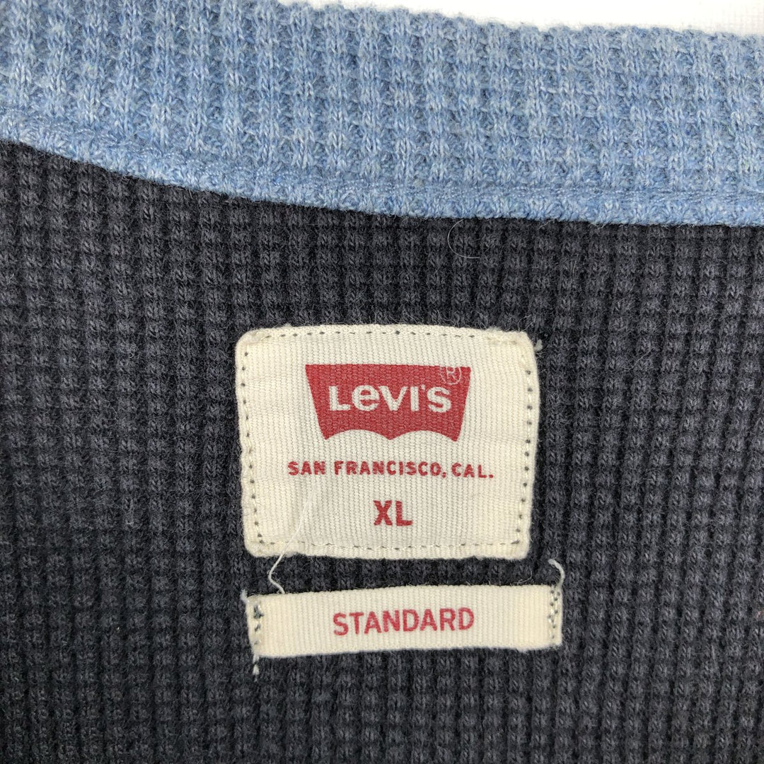 Levi's Thermal Long-Sleeve Waffle T-Shirt, Men's Size XL (equivalent) cotton black type Vintage Second Hand