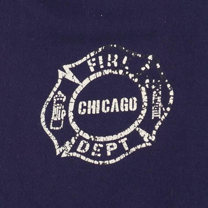Chicago Fire Department Print T-Shirt, Made in USA, Women's Size M (approx.), Vintage cotton navy blue type Vintage Second Hand