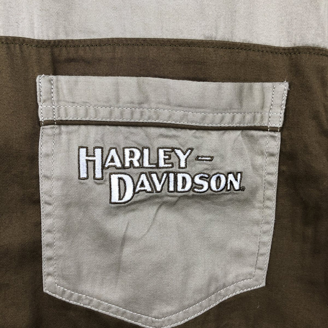 Harley-Davidson Hidden Button-Down Back Logo Short-Sleeve Work Shirt, Boxy Shirt, Men's Size M (approx.) cotton Khaki type Vintage Second Hand