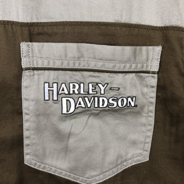 Harley-Davidson Hidden Button-Down Back Logo Short-Sleeve Work Shirt, Boxy Shirt, Men's Size M (approx.) cotton Khaki type Vintage Second Hand