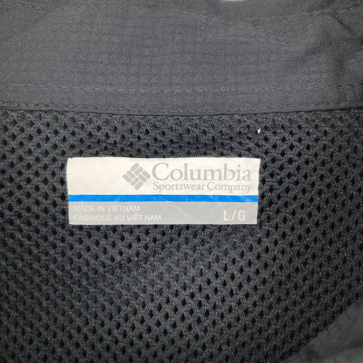 Columbia Short Sleeve Fishing Shirt, Men's Size L polyester black type Vintage Second Hand