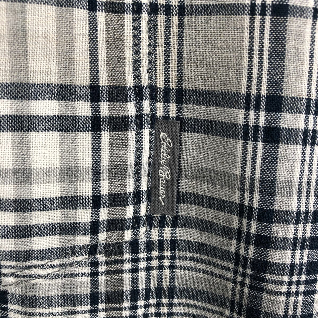 Eddie Bauer Classic Fit Short Sleeve Button-Down Check Shirt, Men's Size L cotton gray type Vintage Second Hand