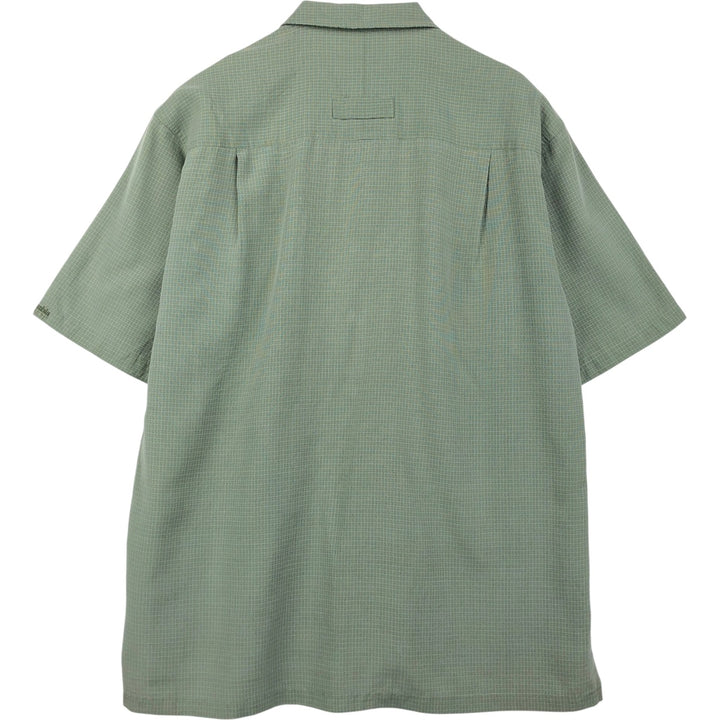 Columbia GRT all-over print short-sleeved check shirt, boxy style, men's size L. Viscose Khaki type sage green Vintage Second Hand