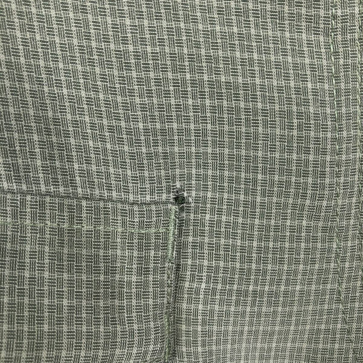 Columbia GRT all-over print short-sleeved check shirt, boxy style, men's size L. Viscose Khaki type sage green Vintage Second Hand