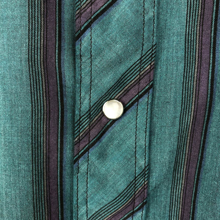 Wrangler Stripe Pattern Short-Sleeve Western Shirt, Men's Size L (approx.) polyester Blue type light blue Vintage Second Hand