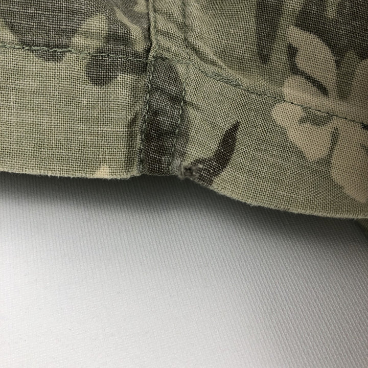 Eddie Bauer Leaf Pattern Hawaiian Aloha Shirt, Box Shirt, Men's Size L (approx.) cotton Khaki type sage green Vintage Second Hand