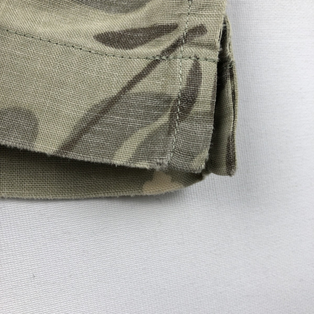 Eddie Bauer Leaf Pattern Hawaiian Aloha Shirt, Box Shirt, Men's Size L (approx.) cotton Khaki type sage green Vintage Second Hand