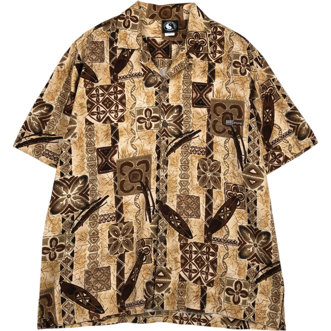 T and C Surf Designs all-over print open-collar Hawaiian Aloha shirt, boxy style, made in Hawaii, men's size L equivalent, vintage. cotton Beige type Vintage Second Hand