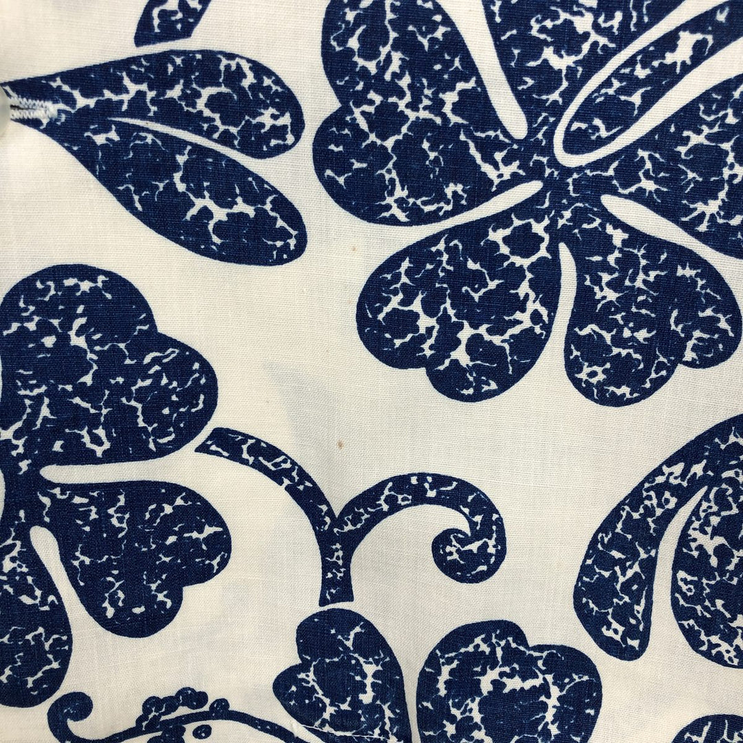 Haleaka Fashions Hibiscus Pattern Open Collar Hawaiian Aloha Shirt, Boxy Shirt, Made in Hawaii, Men's Size L (approx.) unclear Navy blue Vintage Second Hand
