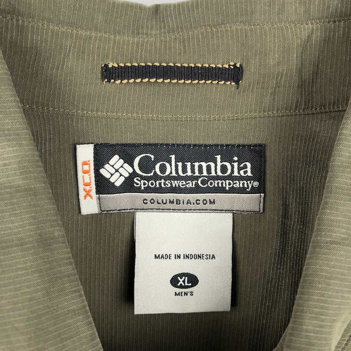 2000'S Columbia XCO Short-Sleeve Button-Down Shirt, Men's Size XL Modal Khaki type Vintage Second Hand