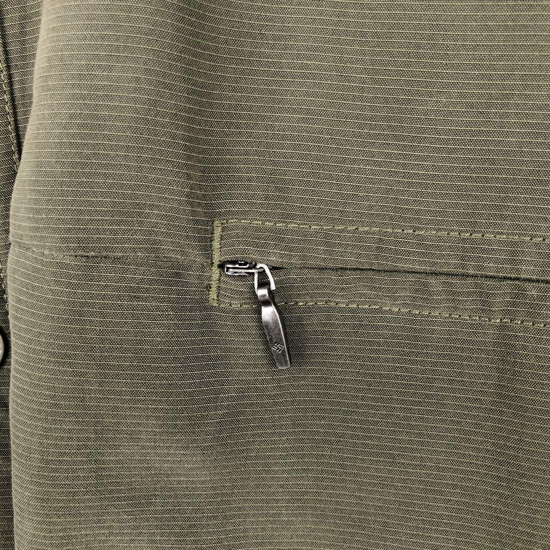 2000'S Columbia XCO Short-Sleeve Button-Down Shirt, Men's Size XL Modal Khaki type Vintage Second Hand