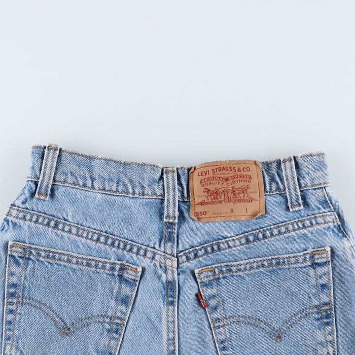 1990'S Levi's 37550-0291 Relaxed Fit Denim Shorts, Made in USA, Women's Size M (W26 equivalent), Vintage. cotton blue type Vintage Second Hand