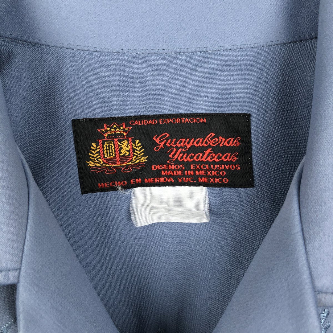 Guayaberas Yucatecas Short-Sleeve Open-Collar Mexican Shirt, Cuban Shirt, Boxy Shirt, Men's Size M (Equivalent), Vintage unclear blue type Vintage Second Hand