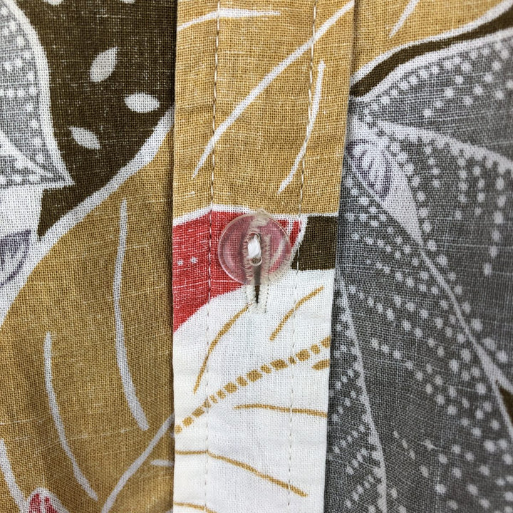 MFO Hawaii All-over Leaf Pattern Hawaiian Aloha Shirt, Boxy Shirt, Made in Hawaii, Men's Size M (Equivalent), Vintage unclear ivory Vintage Second Hand