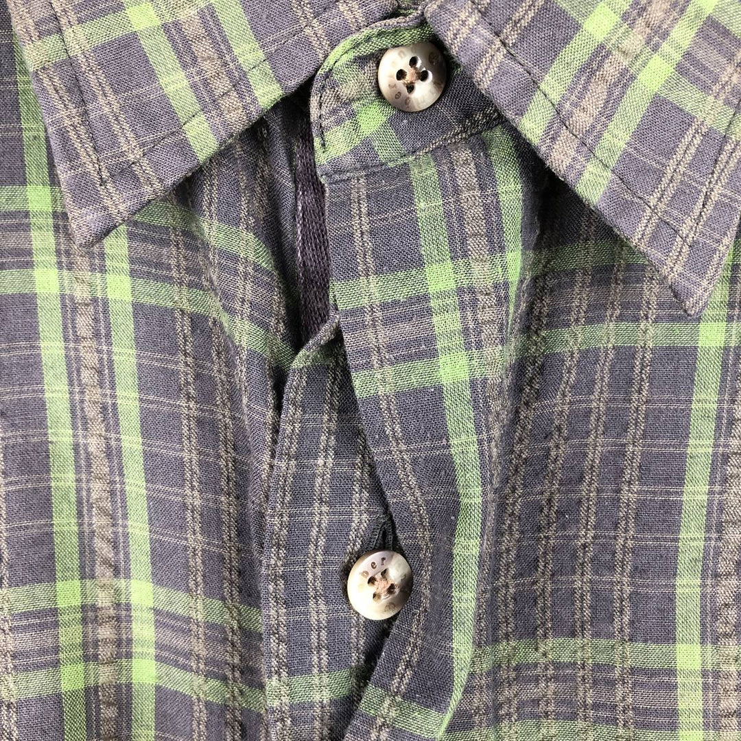 90s-00'S Timberland Check Pattern Seersucker Short-Sleeve Poly-Cotton Boxy Shirt, Men's XL (approx.) polyester Charcoal Vintage Second Hand
