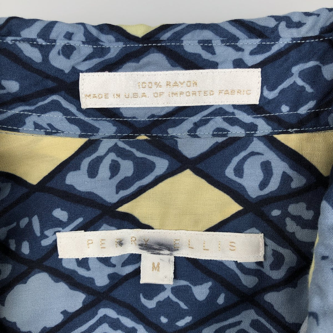 Perry Ellis all-over print short-sleeved rayon shirt, made in the USA, men's size M equivalent. Rayon blue type Vintage Second Hand