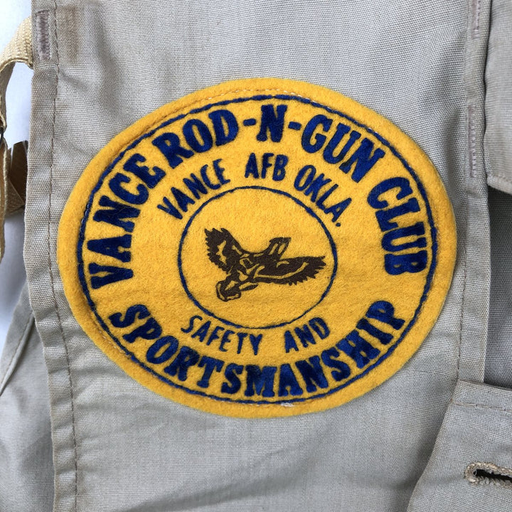1950s-era Gun Club Sportswear custom patch shooting vest, men's size M (approx.) unclear Beige type Vintage Second Hand
