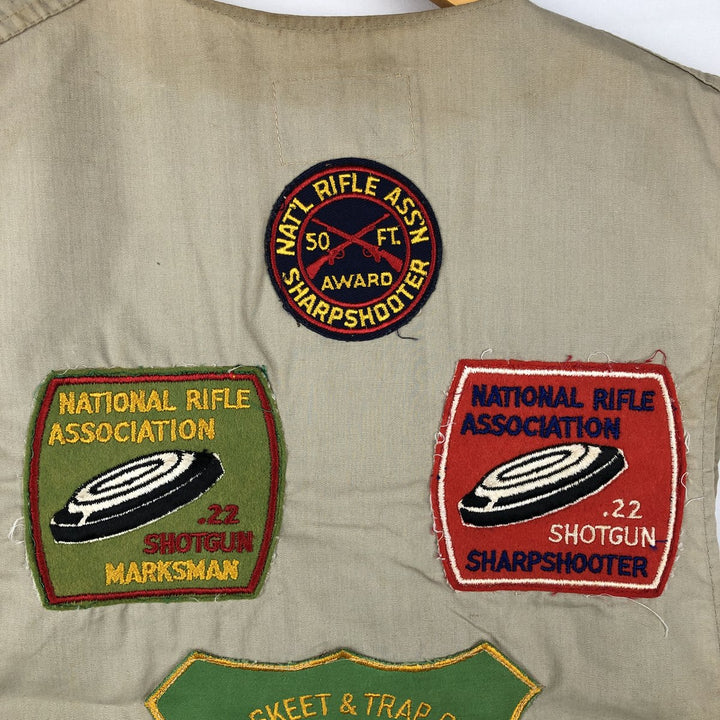 1950s-era Gun Club Sportswear custom patch shooting vest, men's size M (approx.) unclear Beige type Vintage Second Hand