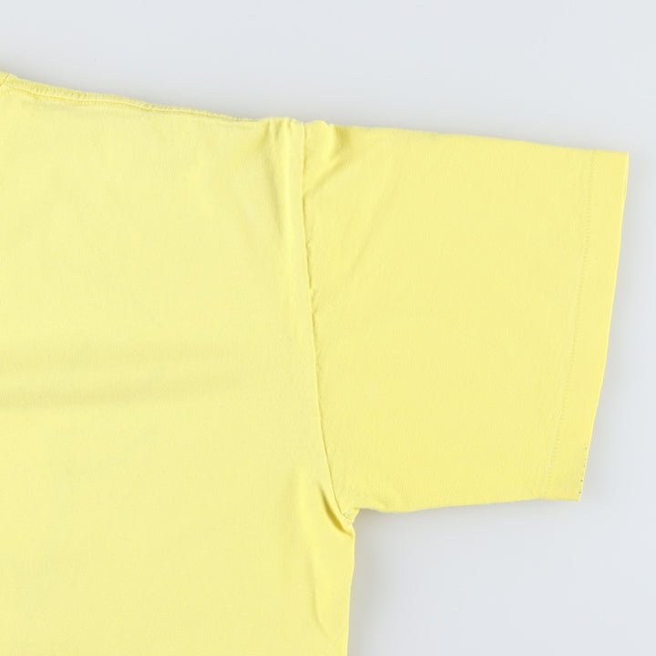 90'S Six Flags Looney Tunes Tweety Character Print T-Shirt, Made in USA, Men's XXL equivalent, Vintage cotton yellow type Vintage Second Hand