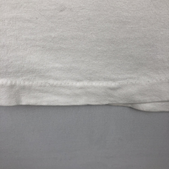 90'S Quiksilver surf/skate t-shirt, made in USA, men's size L equivalent, vintage. cotton white type Vintage Second Hand