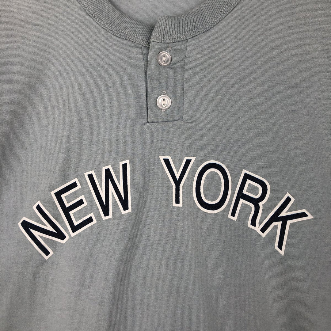 2000'S Russell Henley Neck Sport Print T-Shirt, Men's Size L (approx.) cotton Blue type light blue Vintage Second Hand