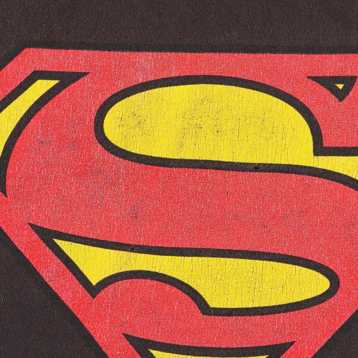 Delta Superman Character Print T-Shirt (Men's Size M) cotton black type Vintage Second Hand