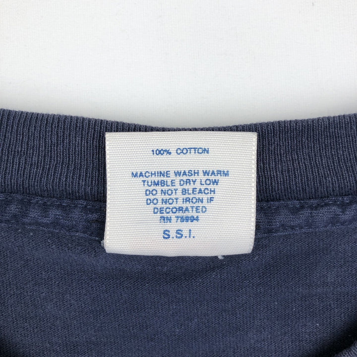 80s-90'S Saturday's Hero Notre Dame University Fighting Irish College T-shirt, Made in USA, Men's XL equivalent. cotton navy blue type Vintage Second Hand