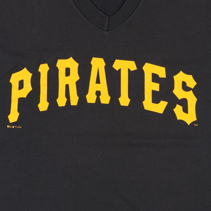 90'S Russell Crowe MLB Pittsburgh Pirates V-neck logo print T-shirt, Made in USA, Men's XL equivalent. cotton black type Vintage Second Hand
